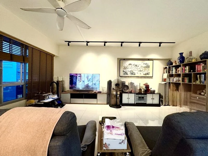 5 Room (5A) HDB for Sale in  231B Sumang Lane - Image 2