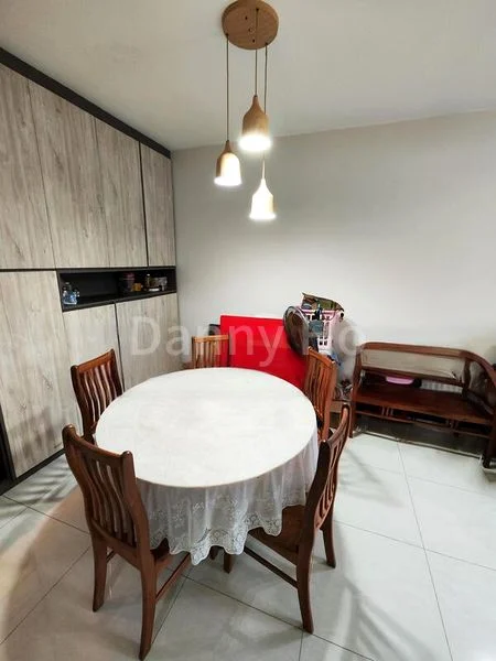 3 Bed Executive Condo for Sale in  Lake Life - Image 1