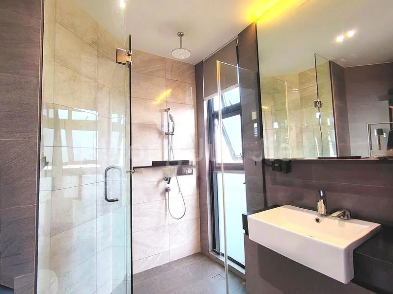 3 Bed Condo for Rent in  Parkwood Residences - Image 6