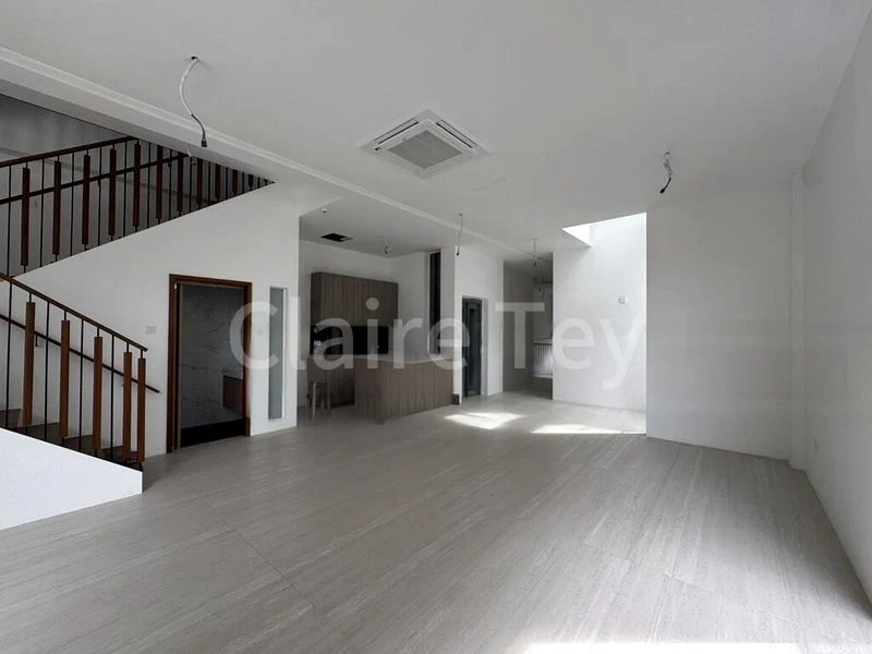 9 Bed Semi-Detached House (Landed) for Sale in Hougang Street 31 - Image 1