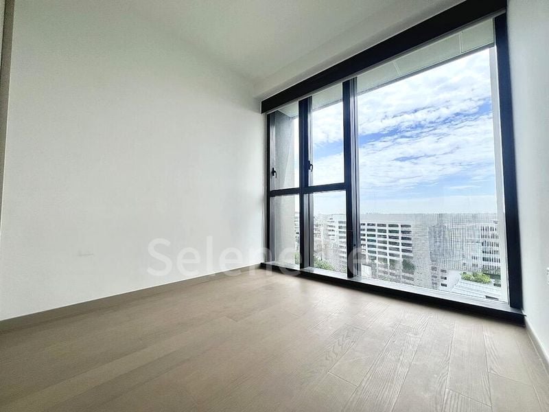 3 Bed Condo for Sale in  Penrose - Image 7
