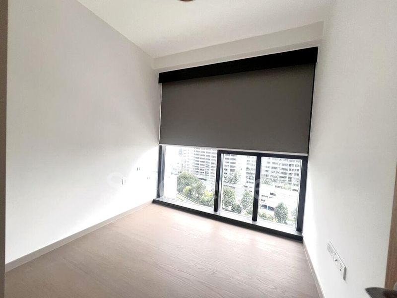 3 Bed Condo for Sale in  Penrose - Image 5