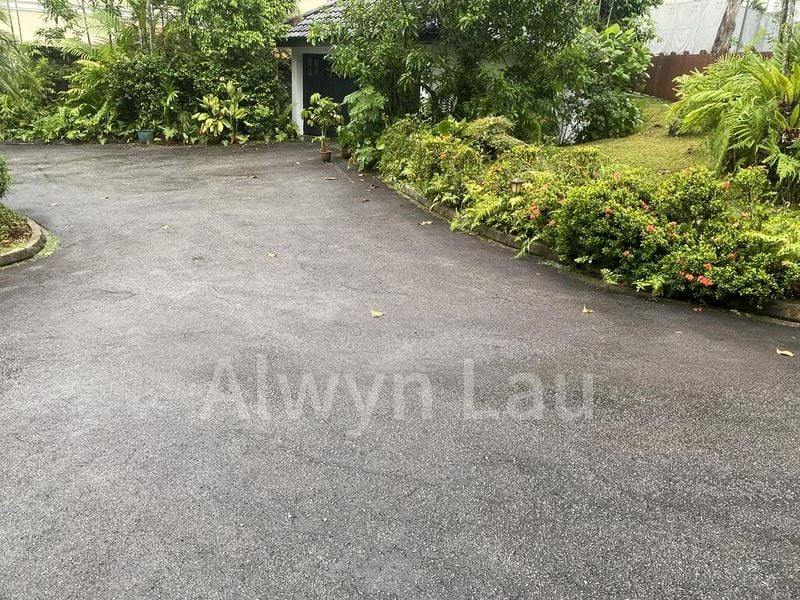 5 Bed Bungalow (Landed) for Rent in  Old Holland Road - Image 6