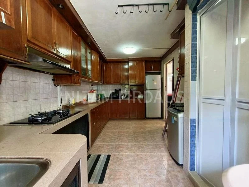 5 Room (5I) HDB for Sale in  149 Yishun Street 11 - Image 5