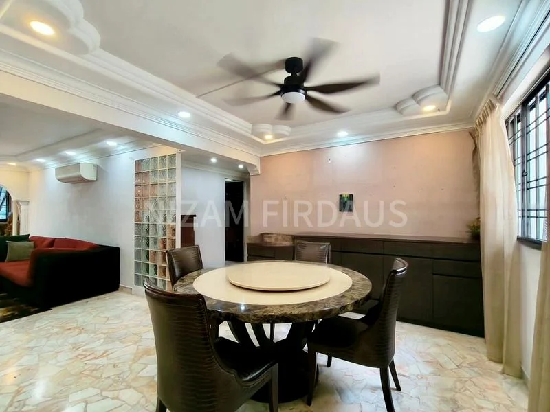 5 Room (5I) HDB for Sale in  149 Yishun Street 11 - Image 4