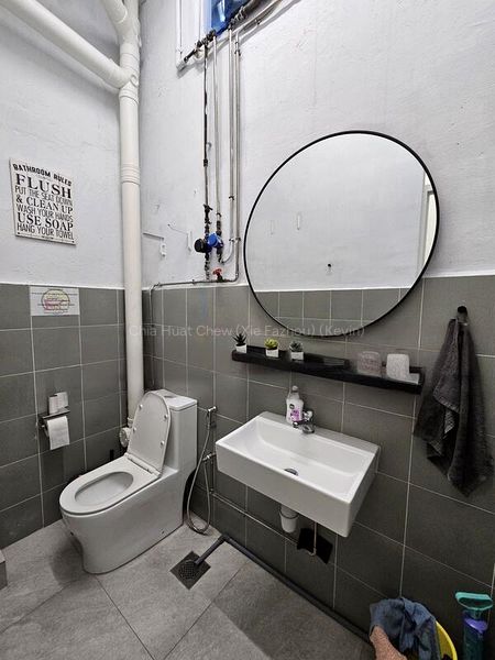 Shop / Shophouse for Rent: 620 Hougang Avenue 8 - Image 1