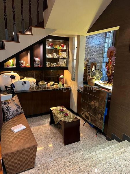 6 Bed Bungalow (Landed) for Sale around  Galistan Avenue - Image 3