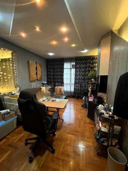 6 Bed Bungalow (Landed) for Sale around  Galistan Avenue - Image 6