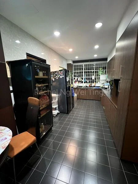 6 Bed Bungalow (Landed) for Sale around  Galistan Avenue - Image 10