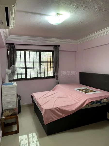 Common Room (HDB) for Rent in  337 Hougang Avenue 7 - Image 1