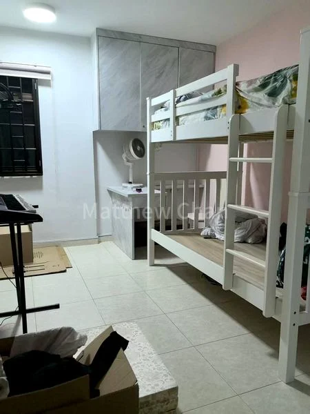 Common Room (HDB) for Rent in  484 Admiralty Link - Image 1