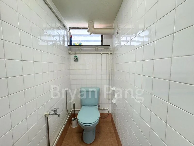 4 Room (4A) HDB for Rent in  37 Bedok South Avenue 2 - Image 11