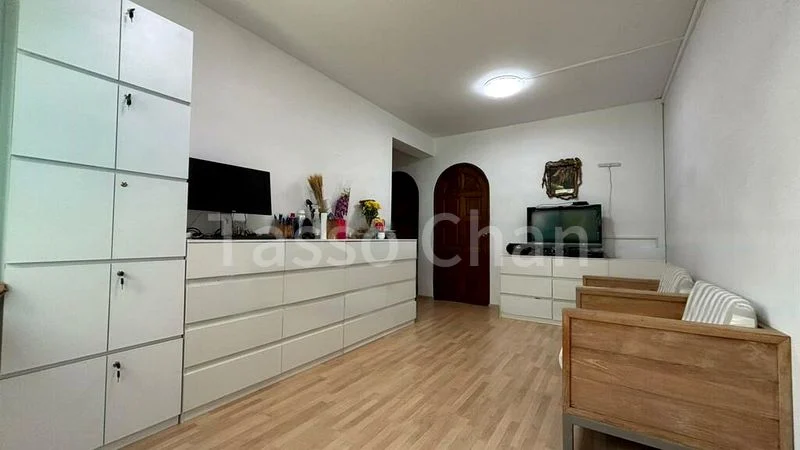 3 Room (3I) HDB for Rent in  170 Woodlands Street 11 - Image 1