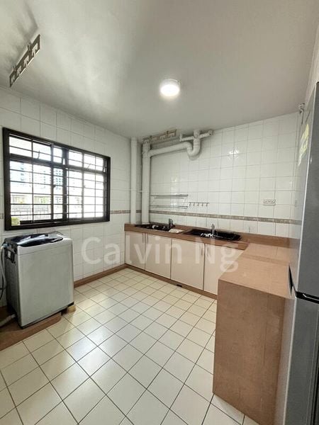 5 Room (5I) HDB for Rent in  651 Senja Link - Image 1