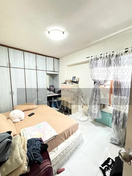 5 Room (5I) HDB for Rent in  651 Senja Link - Image 15