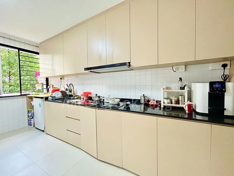Common Room (HDB) for Rent in  932 Jurong West Street 92 - Image 5