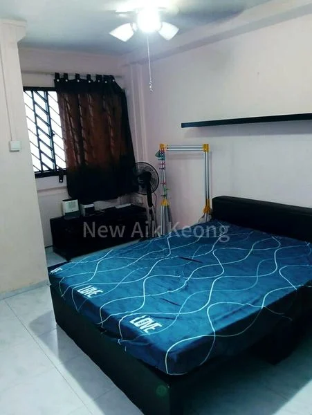 3 Room (3A) HDB for Sale in 778 Yishun Avenue 2 - Image 2