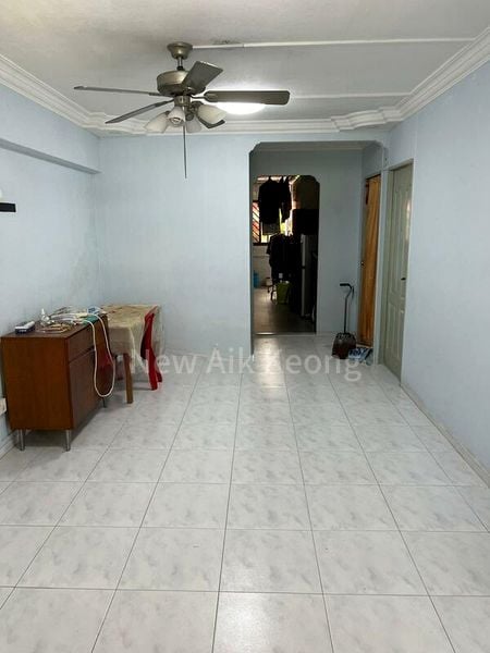 3 Room (3A) HDB for Sale in 778 Yishun Avenue 2 - Image 1