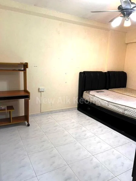 3 Room (3A) HDB for Sale in 778 Yishun Avenue 2 - Image 3