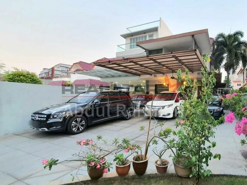 5 Bed Semi-Detached House (Landed) for Sale in Lorong 110 Changi - Image 1