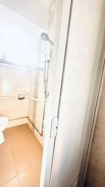 4 Room (4NG) HDB for Rent in  377 Clementi Avenue 5 - Image 7