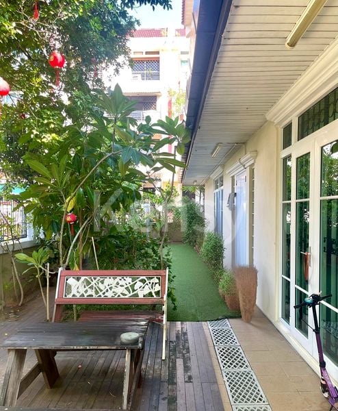 7+1 Bed Corner Terrace (Landed) for Sale in  Apollo Gardens - Image 1