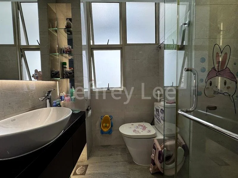 3 Bed Condo for Sale in  Palm Grove Condominium - Image 9