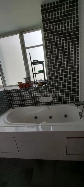 3 Bed Condo for Sale in  The Jade - Image 11