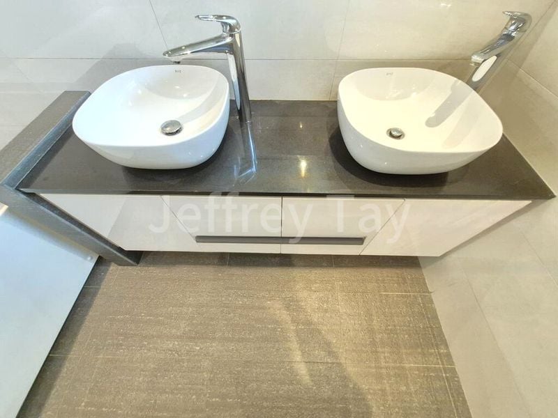 6 Bed Bungalow (Landed) for Rent in  One Tree Hill Collection - Image 12