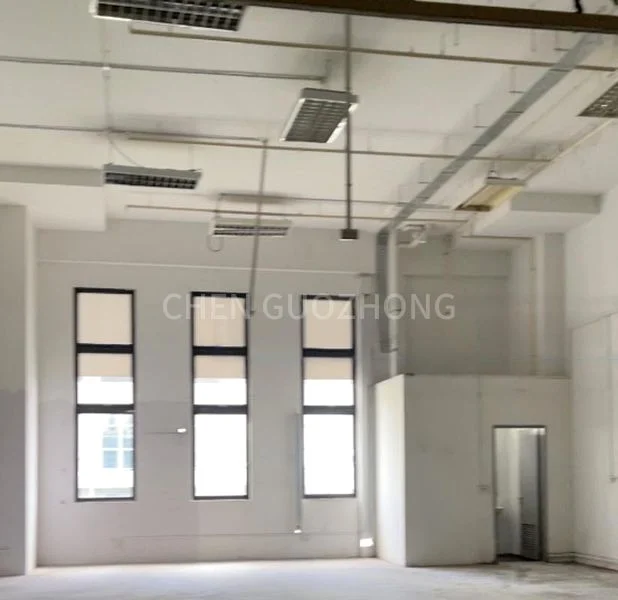 Light Industrial (B1) for Sale: North View Bizhub - Image 3