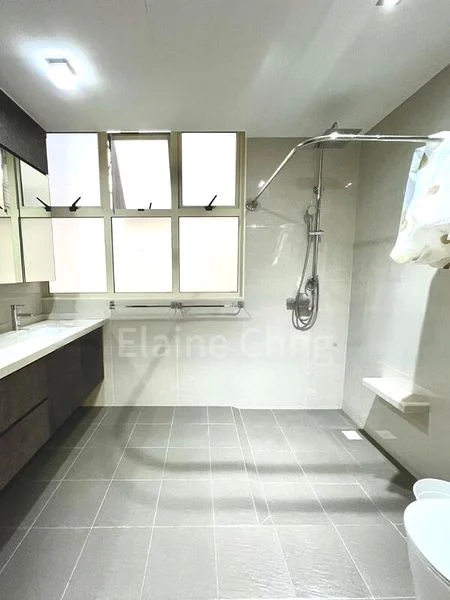 Master Room (Condo) for Rent in  Sims Green - Image 5