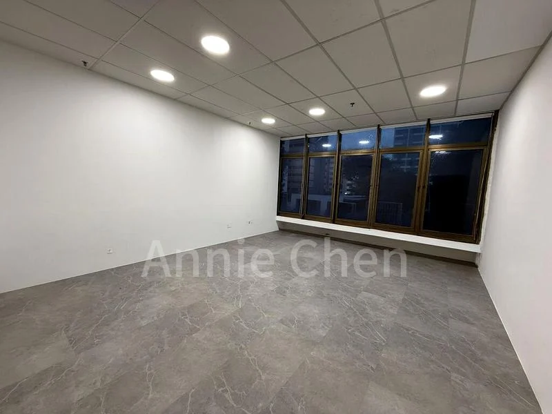 Light Industrial (B1) for Rent: Sindo Industrial Building - Image 6