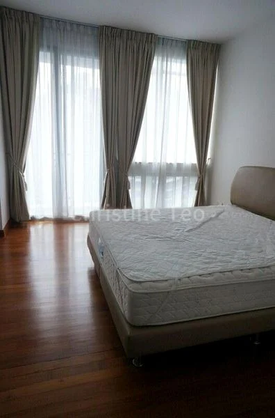 4 Bed Condo for Rent in Cairnhill Crest - Image 3