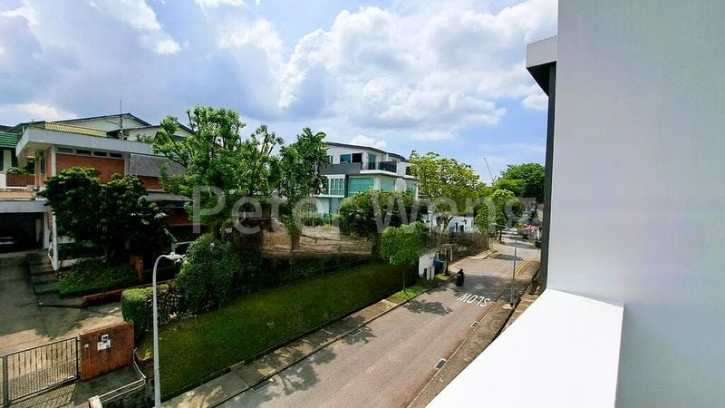 5 Bed Semi-Detached House (Landed) for Sale in Hillcrest Park - Image 1