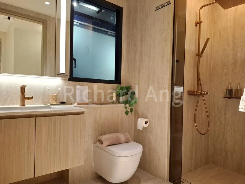 3 Bed Condo for Sale in Arina East Residences - Image 5