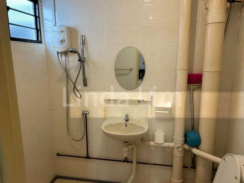 Master Room (HDB) for Rent in  26 Dover Crescent - Image 1