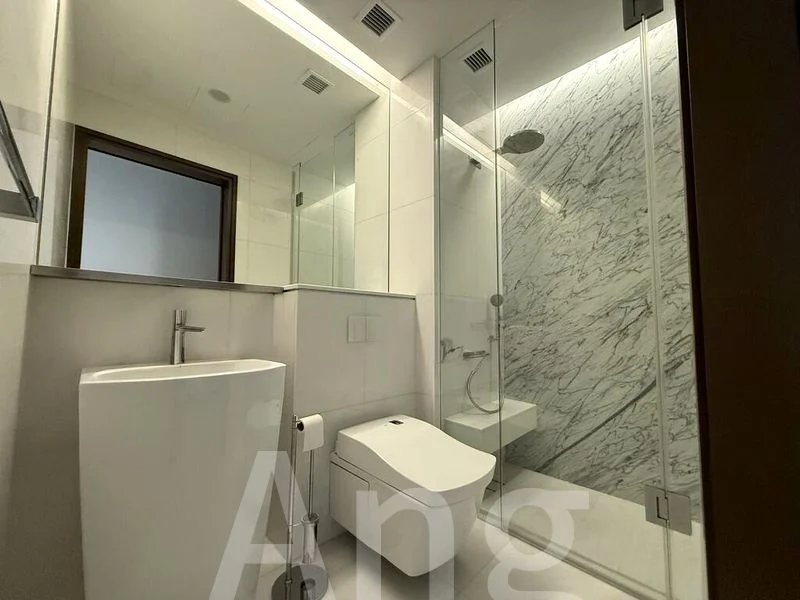 2 Bed Condo for Rent in  The Scotts Tower - Image 5