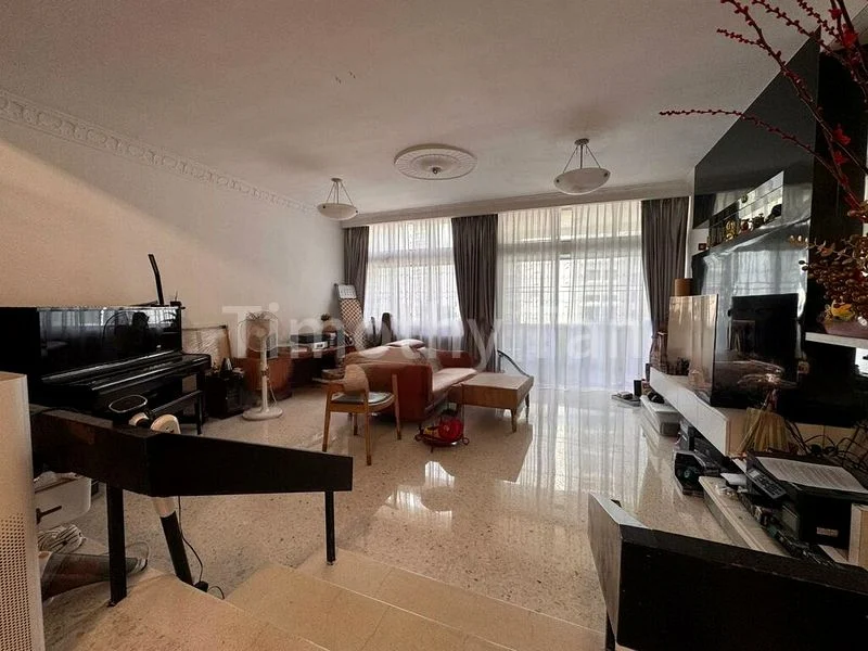 4 Bed Condo for Rent in  King's Mansion - Image 2