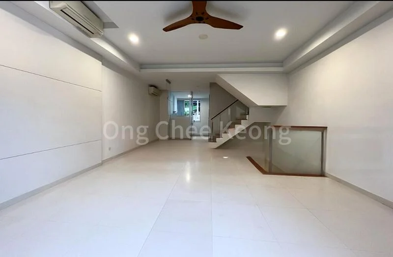 5 Bed Cluster House (Landed) for Sale in  Kovan City - Image 1