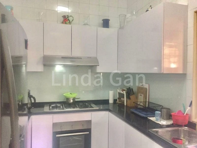 3 Bed Condo for Rent in  Pinewood Gardens - Image 6