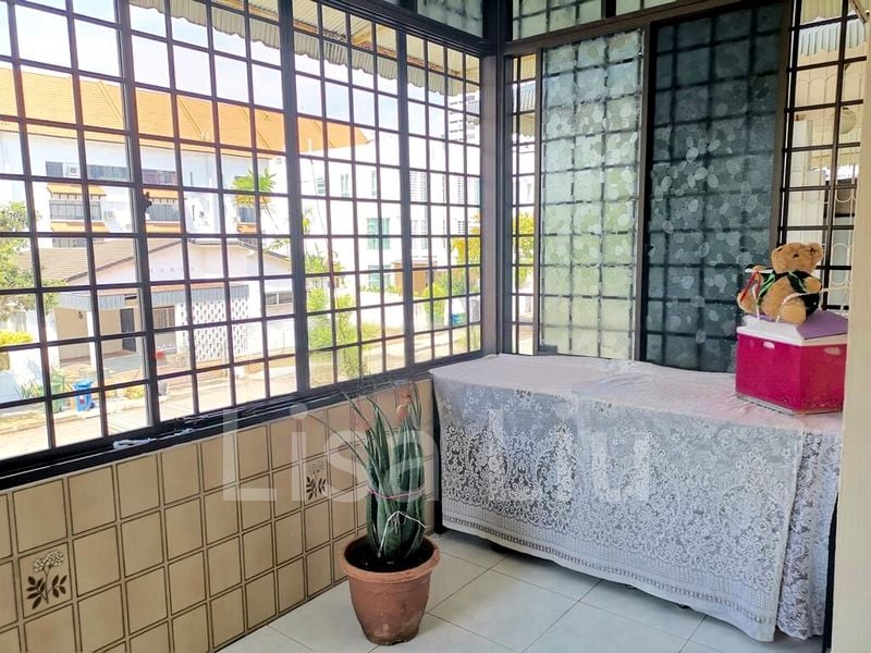 Common Room (Condo) for Rent in  Marine Mansion - Image 2