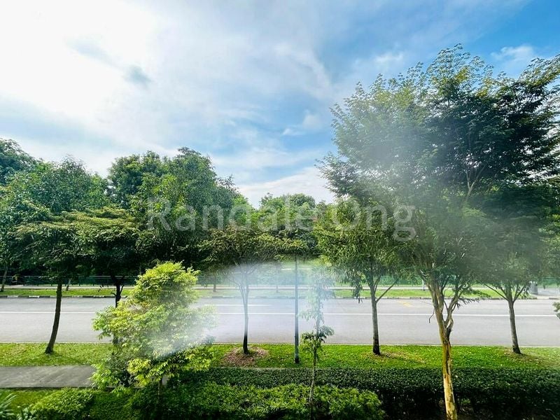 5 Room (5I) HDB for Rent in  473A Upper Serangoon Crescent - Image 10