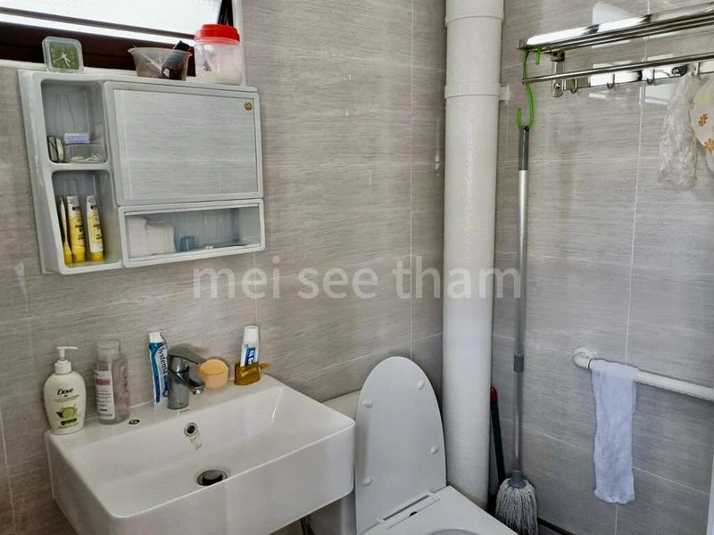 4 Room (4S) HDB for Sale in  142 Bishan Street 12 - Image 5