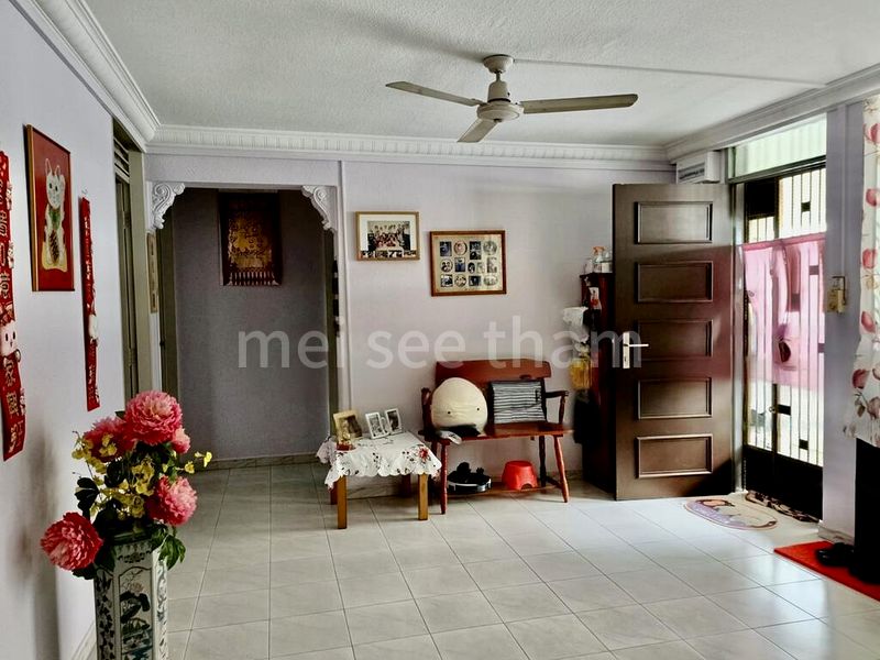 4 Room (4S) HDB for Sale in  142 Bishan Street 12 - Image 4