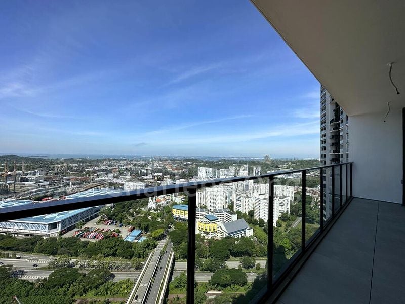 4 Bed Condo for Rent in Avenue South Residence - Image 6