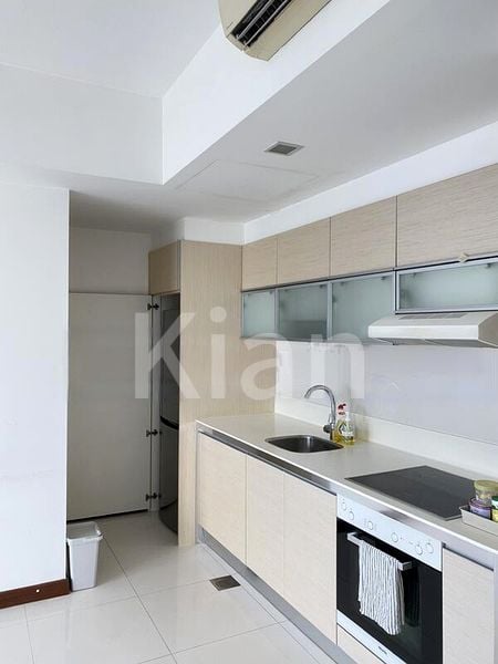 1 Bed Apartment (Condo) for Rent in  The Sail @ Marina Bay - Image 3