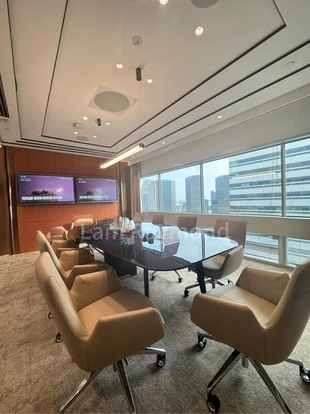 Office for Rent: Gateway East - Image 12