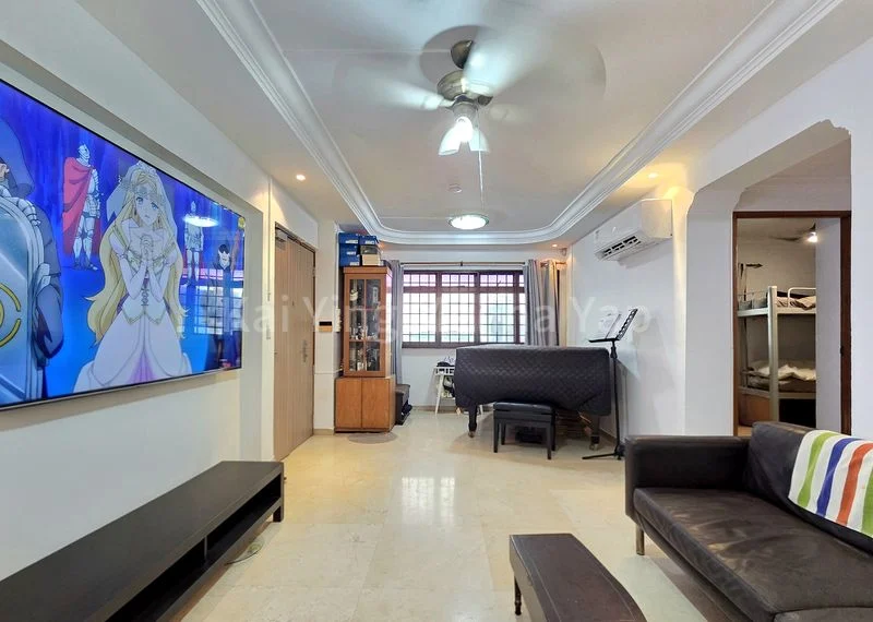 4 Room (4A) HDB for Sale in 169 Hougang Avenue 1 - Image 1