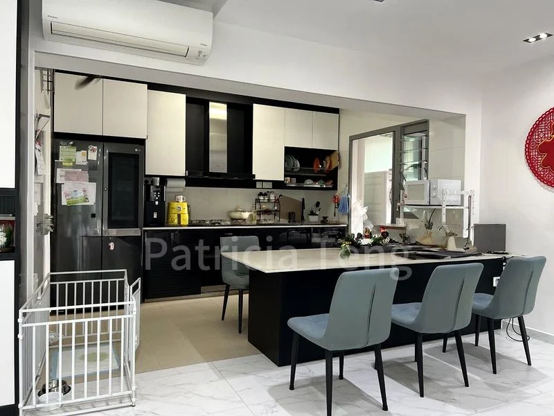 Premium HDB for Sale in  36 Margaret Drive - Image 1