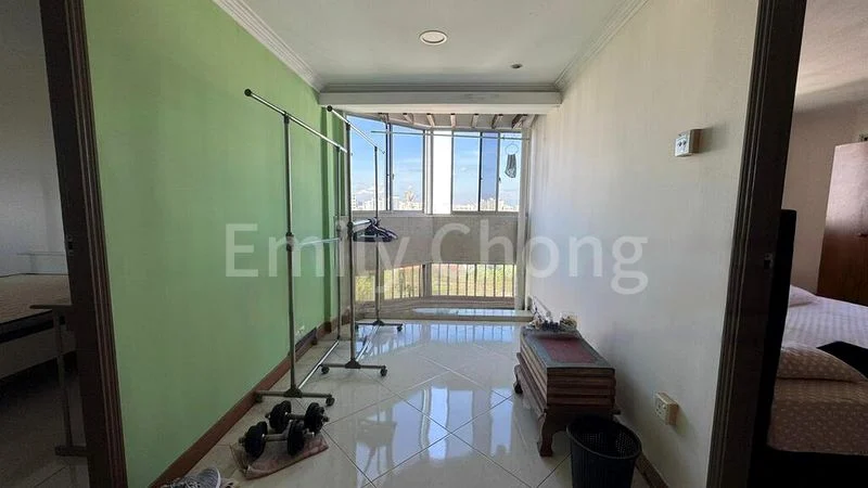 5 Room (5I) HDB for Rent in  116 Jurong East Street 13 - Image 15